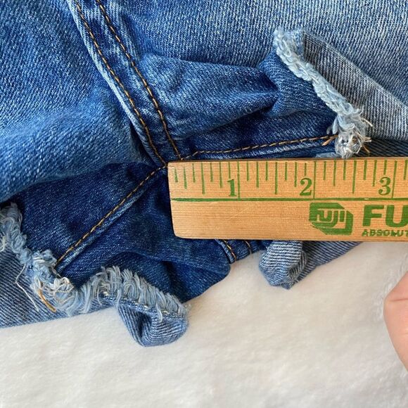 Rip curl Womens Denim Shorts cut off distressed Surf beachy Size 25 - Picture 6 of 9